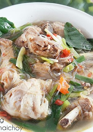 รูปของ แกงไก่ใส่เส้นร้อน