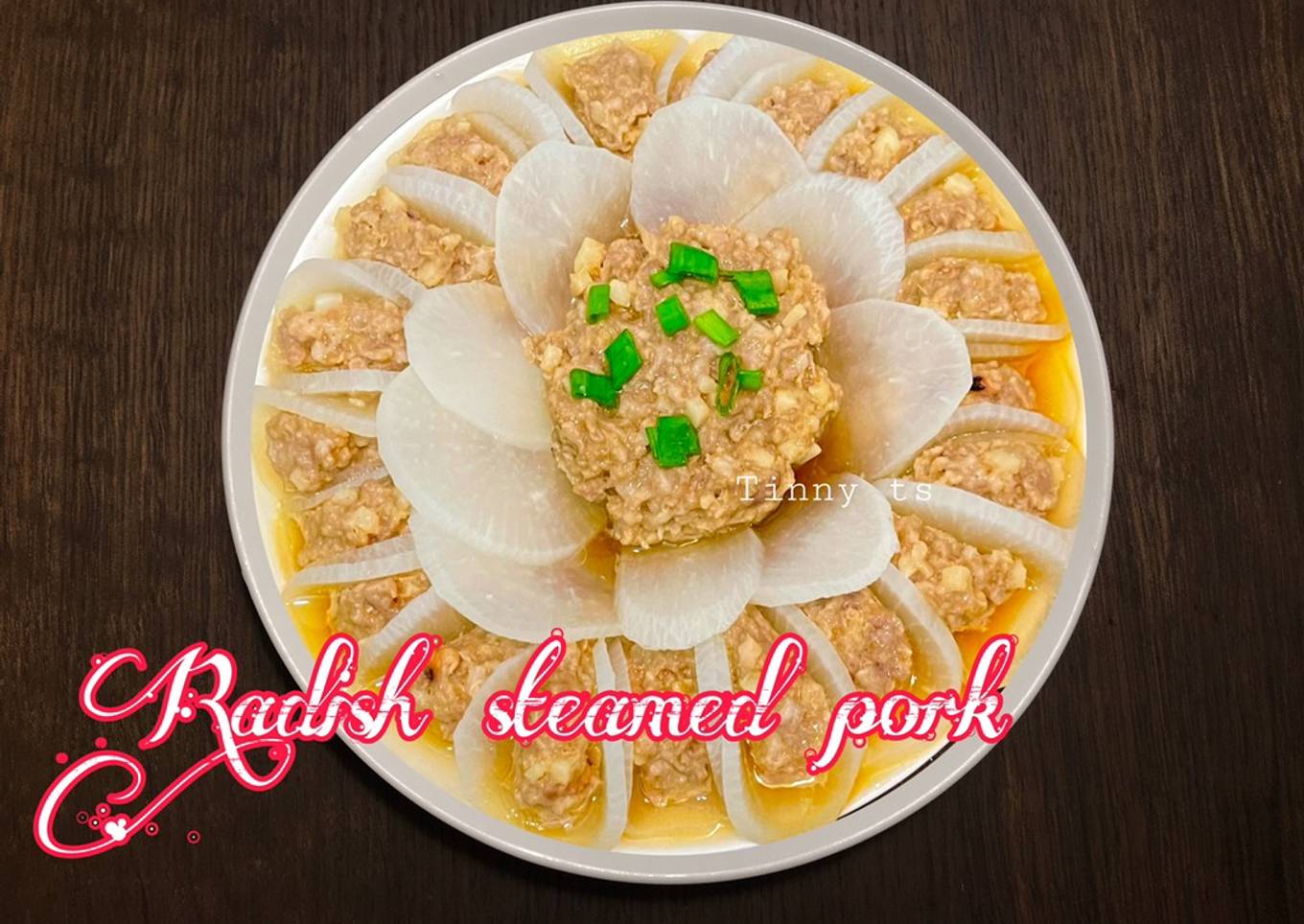 Radish steamed pork
