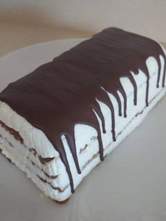 Una foto de Tarta de galletas y leche condensada