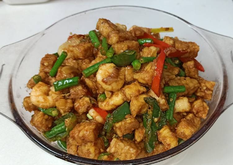 Orek tempe bumbu basah kacang panjang