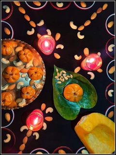 মিষ্টি কুমড়োর হালুয়ার সন্দেশ (mishti kumror haluar sondesh recipe in Bengali) রেসিপির প্রধান ছবি