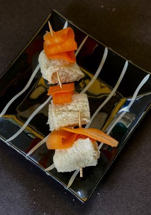 A picture of Tiranga Mini Rolls.