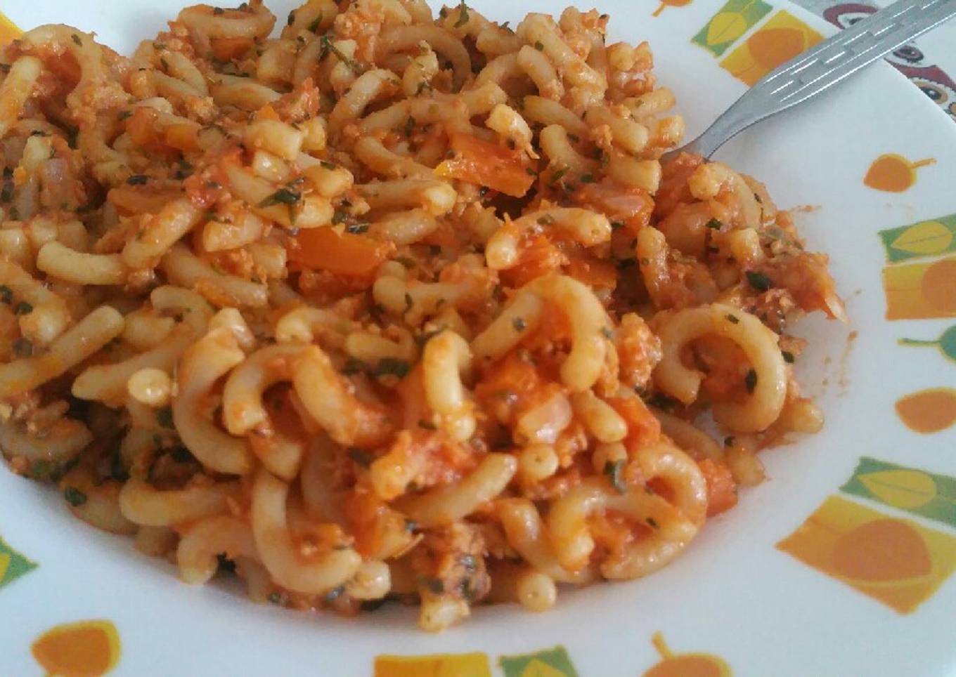 Fideuá vegano con "carne"