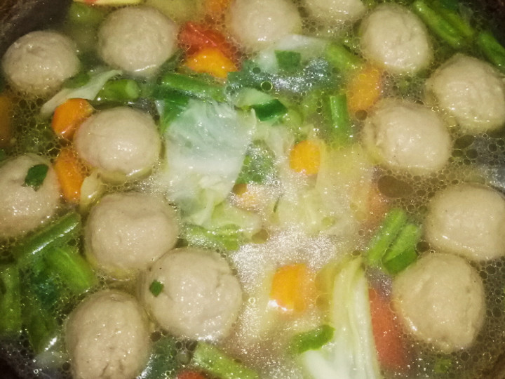 Resep Sop bakso mudah dan enak yang Lezat