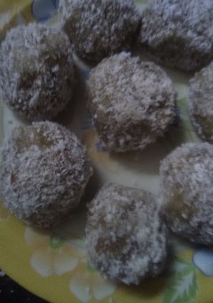 A picture of Aawale ke laddu.