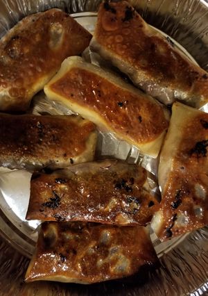 A picture of Purple cabbage eggrolls.