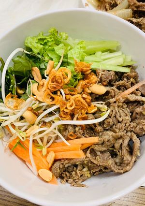 Hình của món Bún bò xào Nam Bộ.