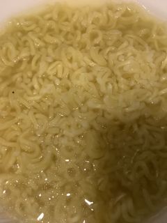 صورة لوصفة اندومي لذيذ😋