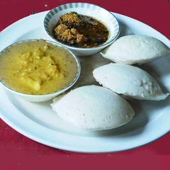 A picture of Nutritious Foxtail Idlies.