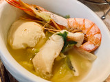 Sopa de tofu y camarones
