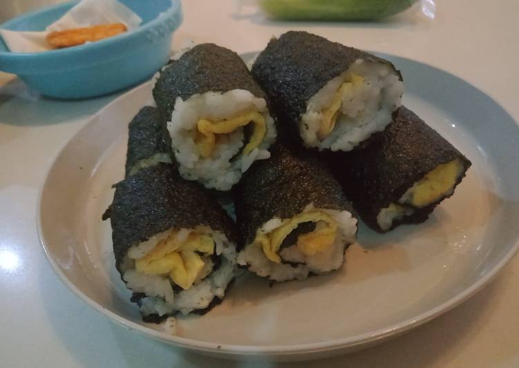 Sushi Isi telor
