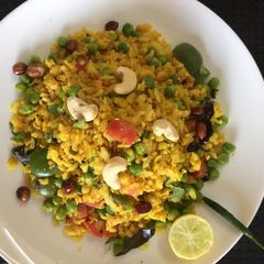 A picture of Indori poha.