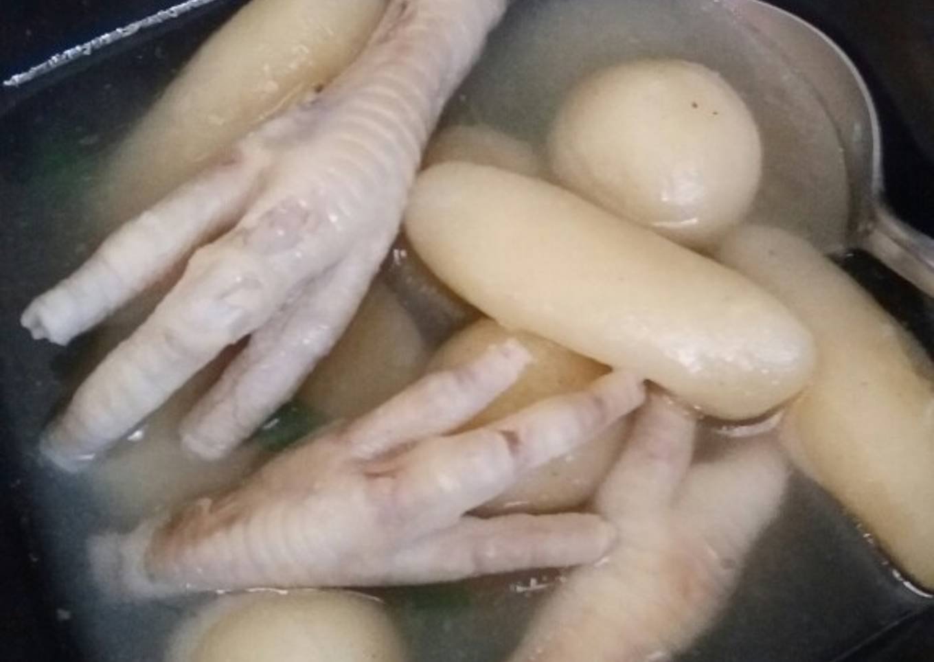 Cilok Kuah Ceker / Tapioca Balls and Chicken Feet Soup