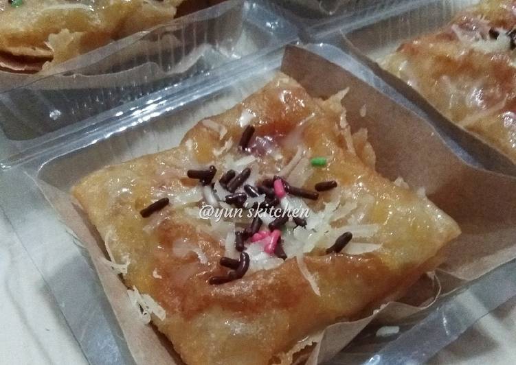 Lumpia pisang/martabak pisang