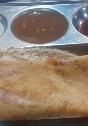 A picture of Dosa sambar.