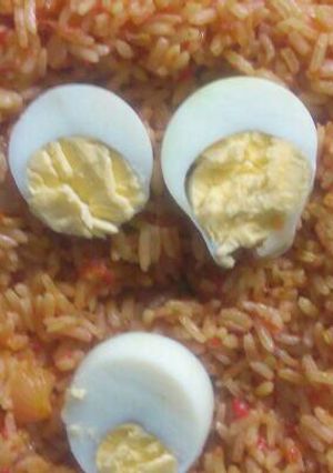 A picture of Jollof rice.