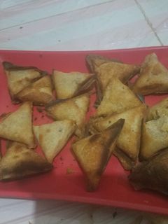 صورة لوصفة سمبوسه بالدجاج بالفرن من دون زيت