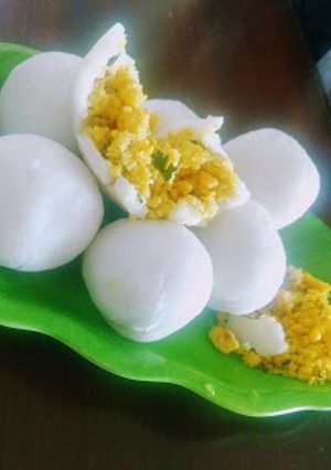 A picture of Chana Dal pittha.