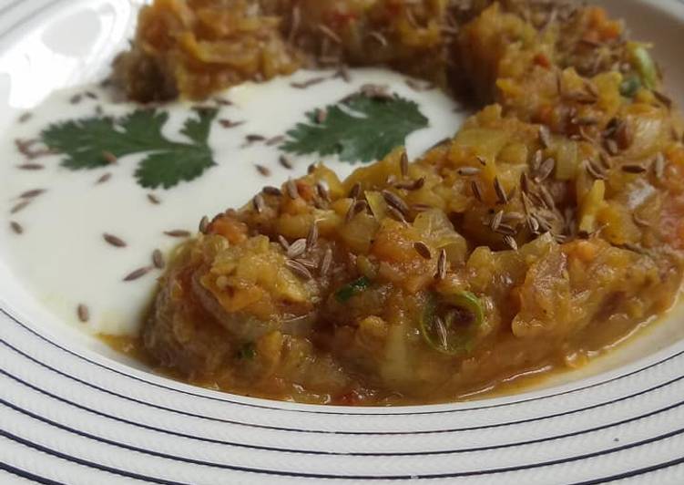 Smoked eggplant curry /baingan bharta