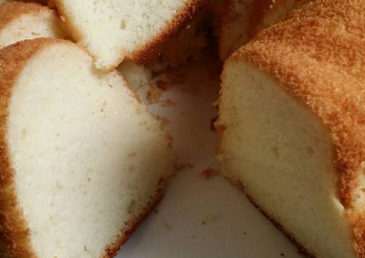 Chiffon cake moist and fluffy