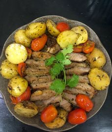 bò bít tết khoai tay