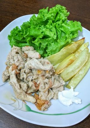 A picture of Chicken Shawarma Mama's Way.