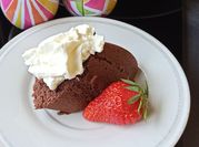 Une photo de crème fleurette monter en chantilly