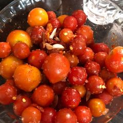 A picture of Cherry tomato pickle.