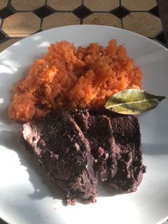 Una foto de Filete de res al vino tinto