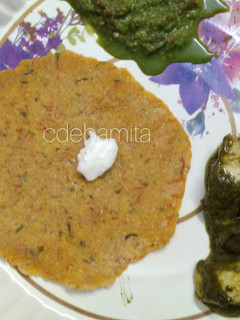 A picture of Makki Roti with carrot.
