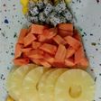 Árbol navideño de frutas