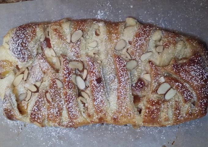 Simple Way to Prepare Ultimate Peaches and Cream Strudel