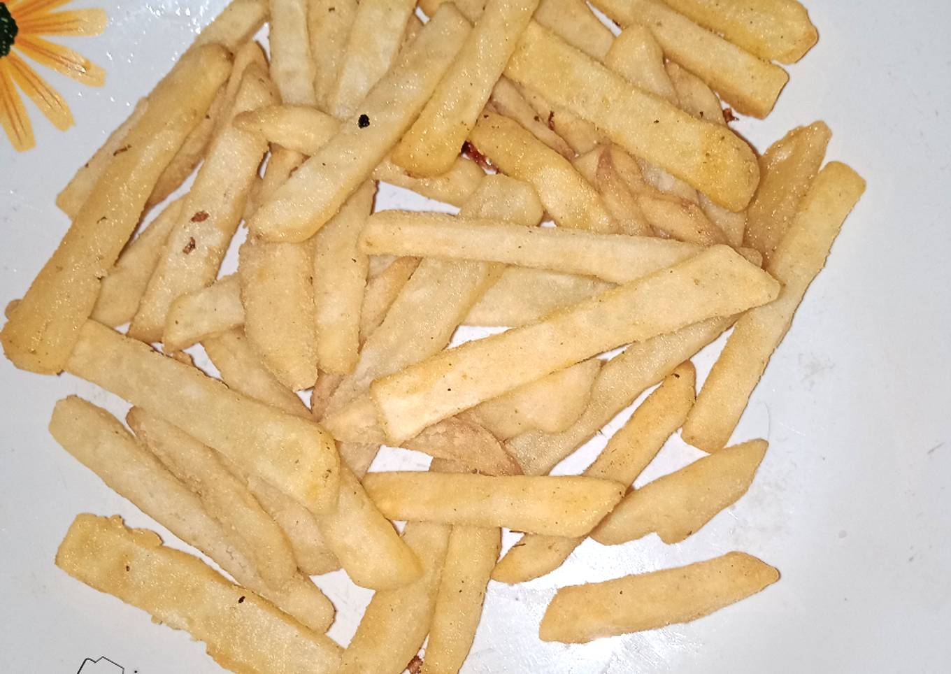 Kentang goreng crispy simple (2 bahan)