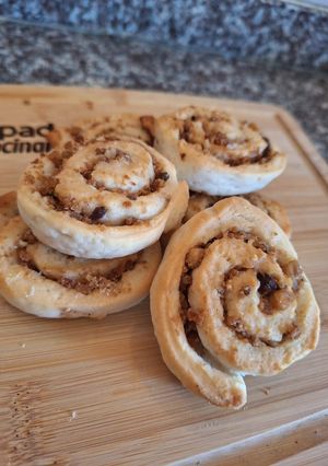 Una foto de Rols de chicharrón