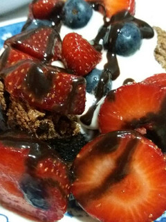 Una foto de Torta súper húmeda de chocolate sin harina!!
