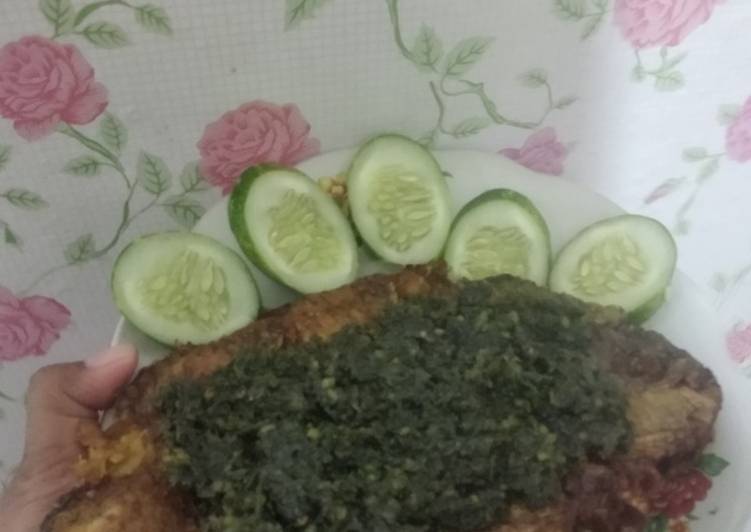 Gurame Goreng Sambal Ijo Terasi