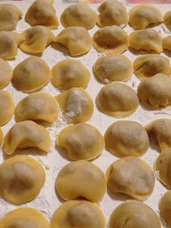 Foto di Cappelletti (in parmigiano Anolén)