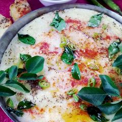 A picture of Poha suji dhokla.