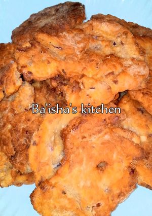 A picture of Classic potatoes latkes.