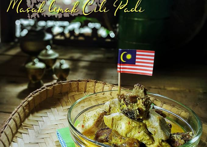 Daging salai masak lemak cili padi