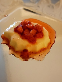 A picture of French molded crème.