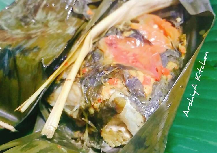 Pepes Ikan Mas