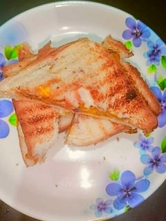 पोटैटो चीज़ सैंडविच (potato cheese sandwich recipe in hindi) रेसिपी मुख्य फोटो