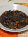Judías negras con rabo de cerdo