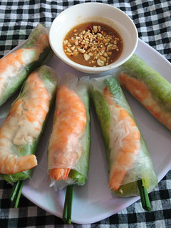 A picture of Gỏi cuốn.