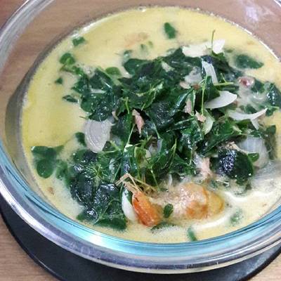 Resep Sayur Kelor Kuah Santan Oleh Fitri Sari Cookpad