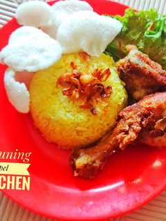 Foto resep Nasi kuning simpel rice cooker