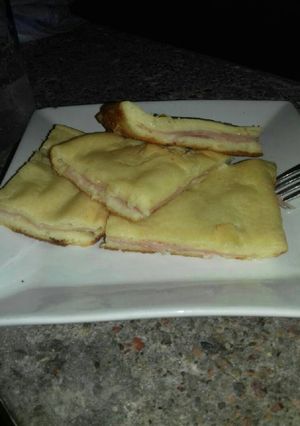 Una foto de Tarta de jamón y queso con masa líquida