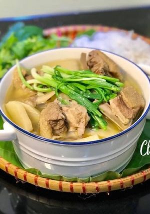 Hình của món Vịt nấu măng.