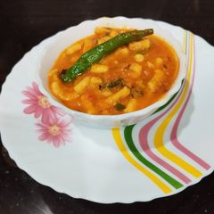 A picture of Sev Tomato nu Shak from Kathiawad.